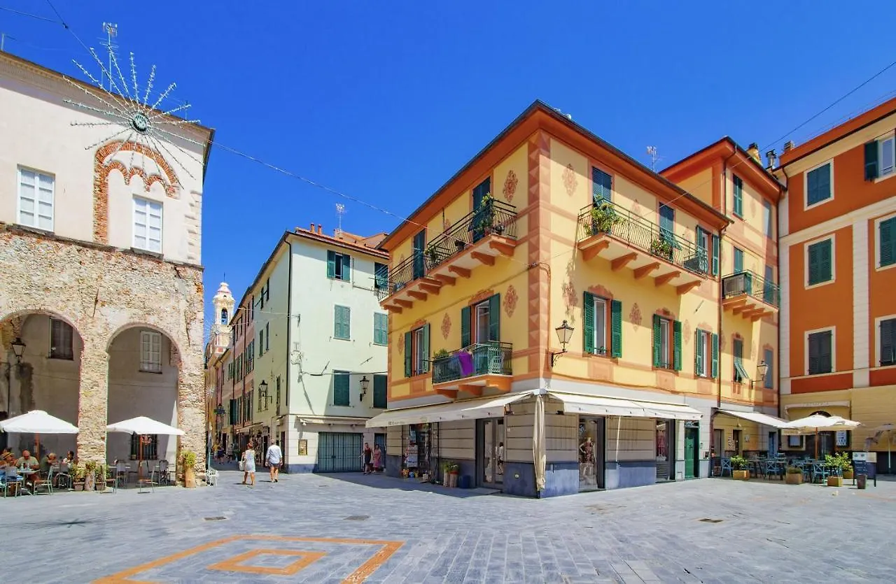 Garibaldi 57 Apartment Loano
